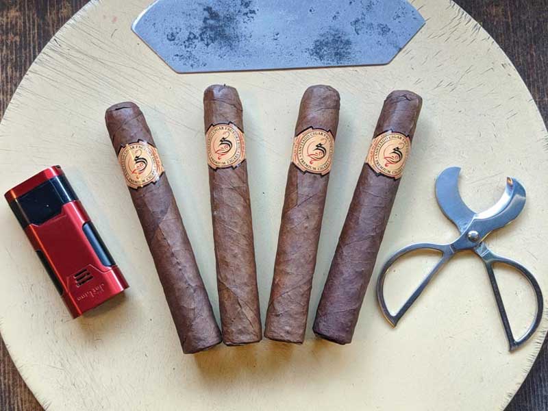 Santiago Triple Ligero